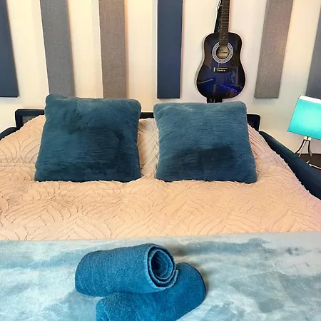 Villa Deluxe Jacuzzi Sauna - Charme & Authenticite A 1H Paris Villa *